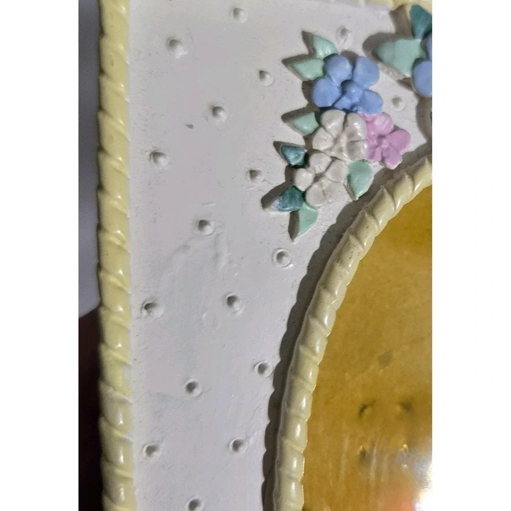 1990 Figi Graphics Nursery Elephant Giraffe Picture Frame